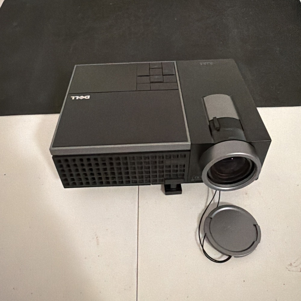 Dell M410HD DLP Projector 2000 Lumens WXGA 1280x800 HDMI Portable Tested